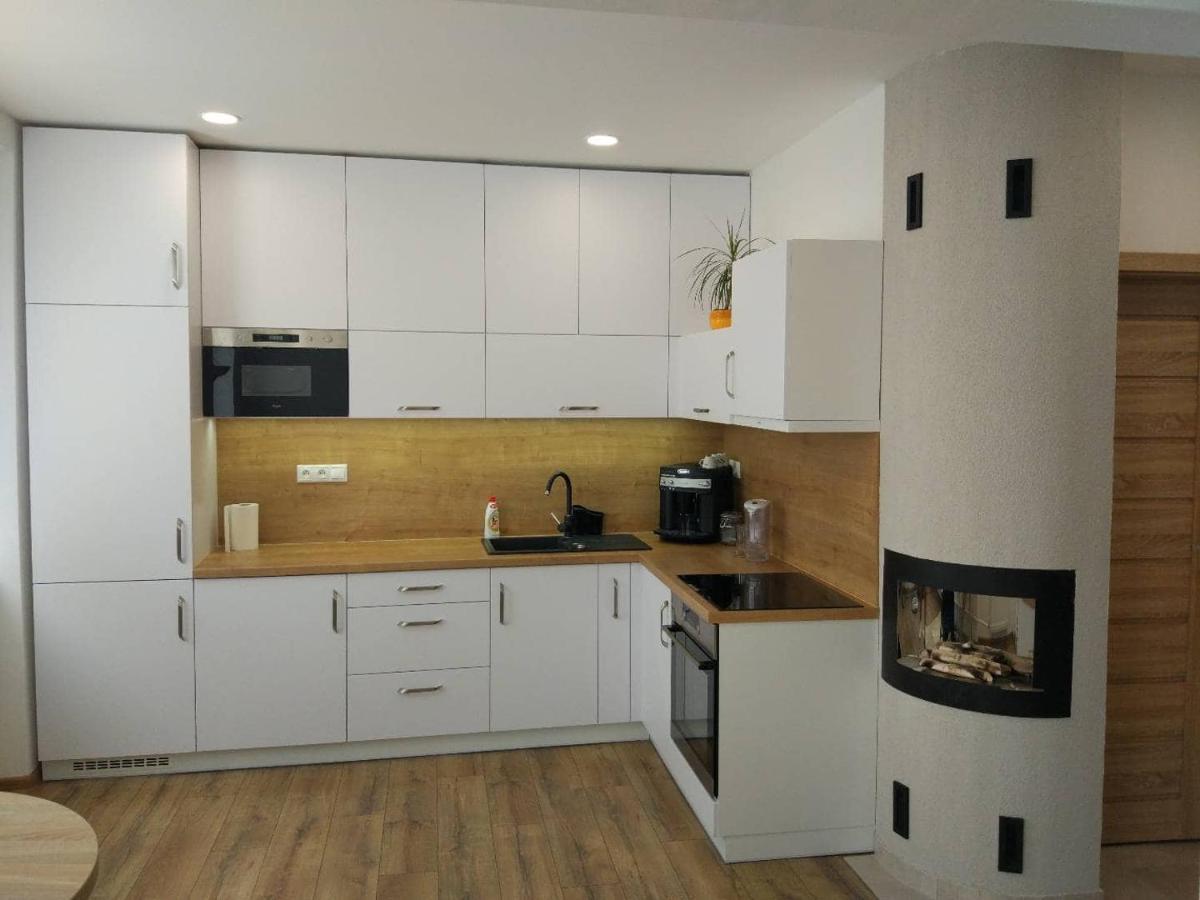 Moderny Apartman S Krbom A Klimatizaciou Prešov Exterior foto